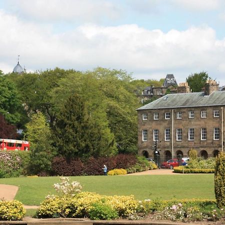 No 6 The Square Tearooms & Accommodation Buxton  Exterior foto